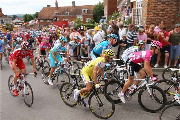 Today in 2007, the Tour de France came to #Kent for the first time. 

The riders passed through #Dartford, #Gravesend, #Maidstone, #Ashford and #Canterbury on their 126 mile route.

It’s estimated that around 1.5 million spectators cheered them on their way - it was fantastic!