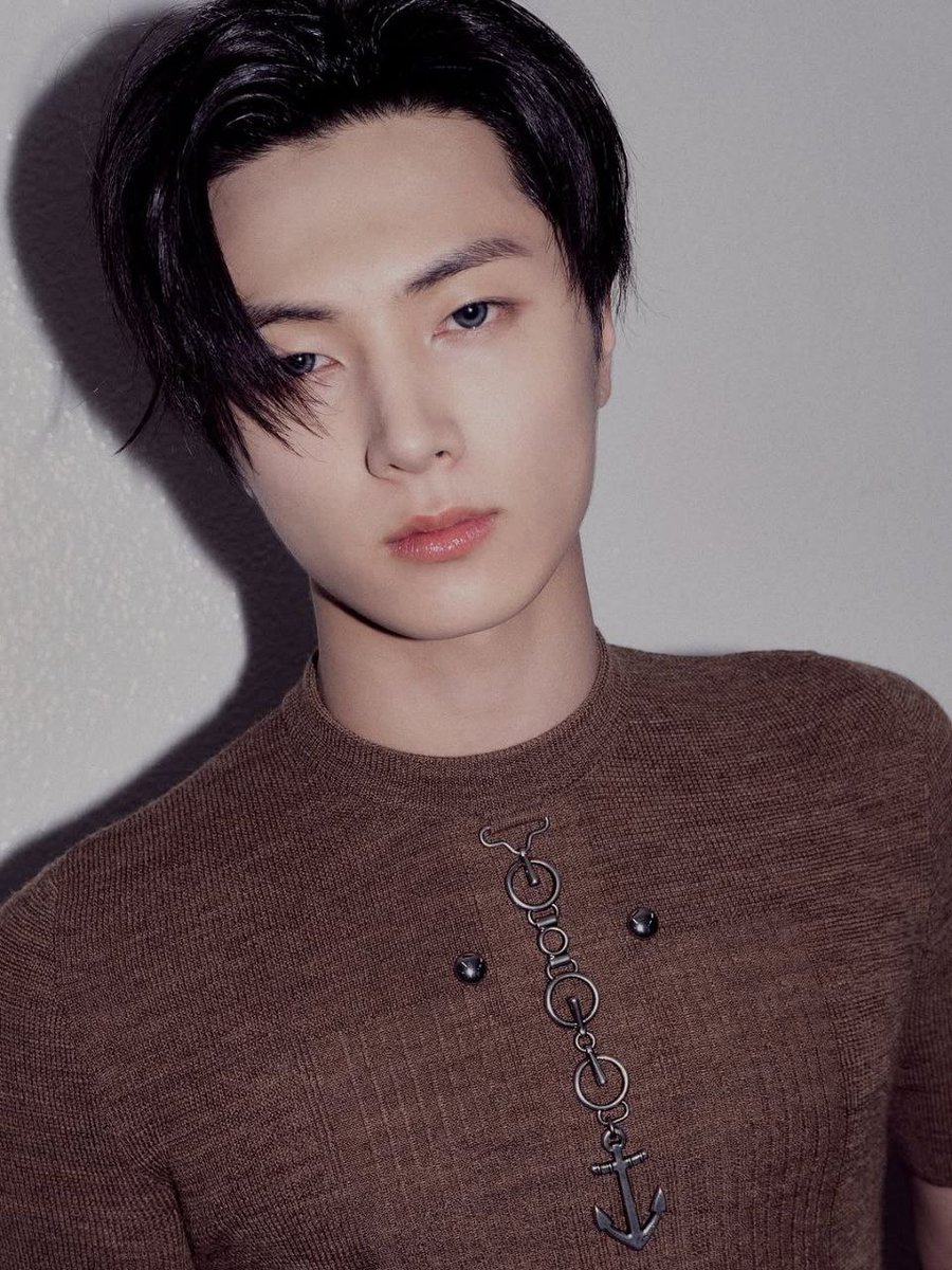 It's show time with PXXX.