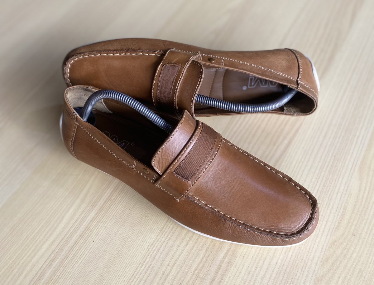 Welcome 
Shoes size 43/9
Style loafers shoe 
Material leather 
WhatsApp:+255675535908
#Mtumbashoes #Loafers