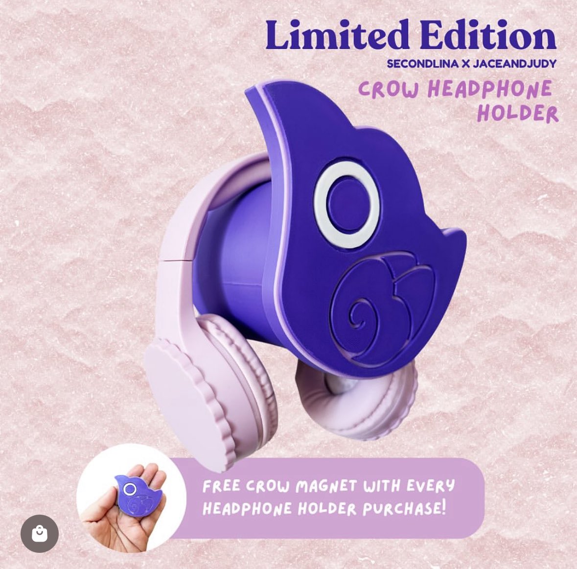 jaceandjudy's tweet image. get your crow headphone holder before they fly away! comes with a bonus magnet + wall strips 🐦⬛
crows here: jaceandjudy.com