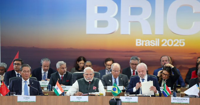 PIB_India's tweet photo. Prime Minister @narendramodi addressed the 17th #BRICSSummit Session on 'Environment, COP-30 and Global Health'

Reiterating India’s deep commitment to environmental action, PM elaborated on the initiatives taken by it to promote pro-people and pro-planet growth and development, such as International Solar Alliance, Coalition for Disaster Resilient Infrastructure, Global Biofuels Alliance, International Big Cat Alliance, Mission Life, Ek Pedh Maa Ke Naam among others

Read here: https://t.co/fR0cw4CrMM

(1/2)