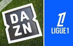ZZiliani's tweet photo. La svolta epocale del calcio francese abbandonato da DAZN: partite auto-prodotte dai club e abbonamenti messi in vendita alla metà, da 30 a 15 euro al mese
Dopo la rottura del contratto da parte di DAZN per lo scarso numero di abbonati raggiunto, la LFP ha deciso di dar vita a un proprio canale che da agosto offrirà le partite a prezzi popolarissimi. Vuoi vedere (vero De Siervo?) che vendendo il calcio alla metà gli abbonati diventeranno 3 o 4 volte tanto?

E se invece di prendersela contro la pirateria che toglie abbonati al calcio italiano DAZN e De Siervo (Lega Serie A) provassero a dimezzare il costo degli abbonamenti per vedere, come diceva Jannacci, l’effetto che fa? Non so come la pensiate voi, ma a me - lo scrivo da sempre - così stupida l’idea non sembra. Di sicuro non è parsa stupida ai club francesi che infatti hanno già deciso di metterla in pratica: per chi ancora non lo sapesse, infatti, quando fra poco più di un mese il campionato di Ligue 1 partirà i francesi potranno seguirlo pagando la metà di quanto chiedeva DAZN nel campionato da poco concluso. Poichè la piattaforma se n’è andata rompendo il contratto che la legava a LFP (la Lega francese) con quattro anni di anticipo, i club francesi hanno deciso di prendere la palla al balzo e di provare a uscire dalla crisi creando un canale in proprio che produrrà le partite mettendole in vendita alla metà dei prezzi praticati da DAZN: non più 29,99 euro al mese, ma 14,99.

In un articolo pubblicato su “Palla Avvelenata” il 5 novembre scorso scrivevo: “Nonostante DAZN tenga segreto anche là il numero dei suoi clienti, L’Équipe afferma che gli abbonati non superano i 500 mila; un fallimento per la piattaforma che il 14 agosto scorso, alla vigilia del via del campionato, per bocca del Ceo Shay Segev aveva apertamente dichiarato di puntare al milione e mezzo di abbonati fissando a un milione la quota minima da toccare. DAZN trasmette in Francia in esclusiva 8 partite su 9 della Ligue 1 per cui paga a LFP (la Lega francese) 375 milioni a stagione con contratto valido fino al 2029: la nona partita, alternativamente la migliore o la seconda migliore della giornata, è invece esclusiva di beIN Sports che paga 98,5 milioni l’anno. L’abbonamento standard di DAZN è di 29,99 euro mensili (in Italia 34,99) ed è giudicato unanimemente troppo esoso: il governo aveva infatti esercitato pressioni affinchè il prezzo venisse fissato a 20 euro ma DAZN ne ha disatteso l’invito.

Ebbene: il contratto firmato tra LFP e DAZN prevede che se alla data dell’1 dicembre 2025 l'emittente non avrà raggiunto il milione e mezzo di abbonati, sia la Lega sia DAZN hanno facoltà di disimpegnarsi e di annullare il contratto una volta conclusa (al 30 giugno 2026) la seconda stagione e rendendo nullo, contestualmente, anche il contratto siglato tra LFP e beIN Sports per la nona partita”.

Le cose sono andate invece talmente male che DAZN, accampando una serie di scuse, se l’è data a gambe lasciando il calcio francese in mutande senza nemmeno aspettare il fixing dell’1 dicembre 2025. Quel che è successo poi l’ho raccontato nel pezzo uscito ieri sul Fatto Quotidiano e che vi invito a leggere: invece di stare a piangere e a commiserarsi per i danni provocati dalla pirateria, i club di Ligue 1 hanno deciso di vendere ai francesi il calcio a un prezzo più umano. Hai visto mai che a prezzo dimezzato il pubblico magari si triplica o si quadruplica?

P.S. Se l'articolo ti è piaciuto e sai che non avresti potuto leggerlo su nessuno dei cosiddetti "media istituzionali", vieni a scoprire il mio account "Palla Avvelenata" su Substack  
https://t.co/l4gP5JEXPE  
e valuta la possibilità di avere ogni giorno, con 6 euro al mese o 60 all'anno, questo tipo di informazione che nessuno ti dà