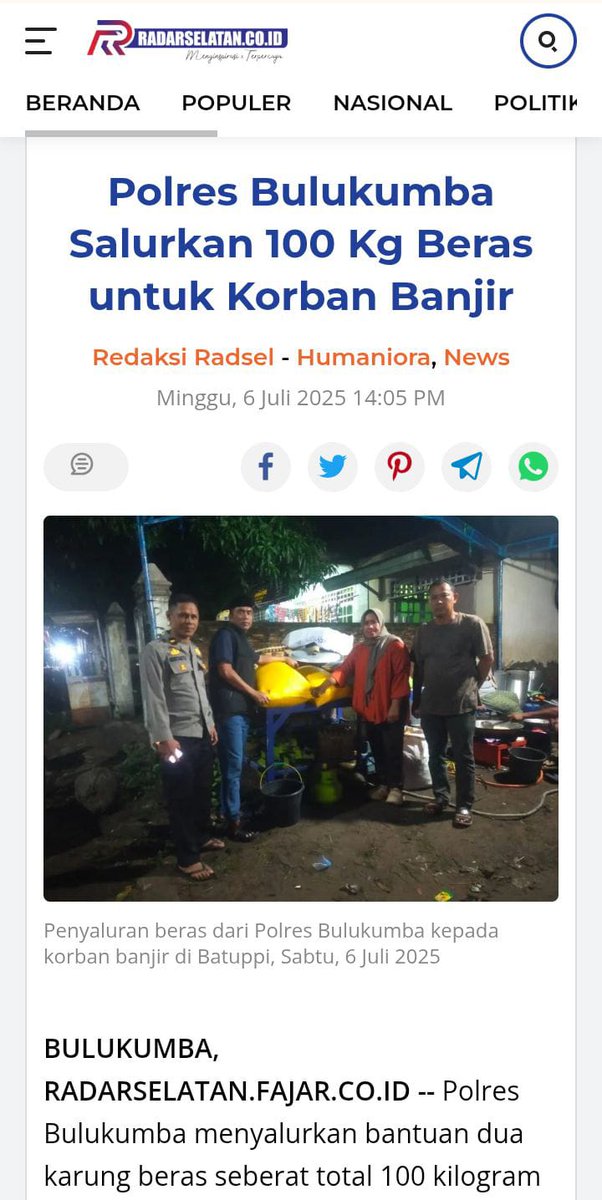 jangievicky's tweet photo. Siapa yang baru tau kalo kemarin Personel Kepolisian mengevakuasi sejumlah warga di Kebon Pala, Jatinegara, Jakarta Timur (Jaktim) yang terdampak banjir!! #BhayangkaraSiagaBencana Selalu Berikan Pelayanan terbaik untuk masyarakat 😍 https://t.co/NeYXX3auQh