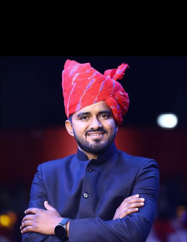 पूर्व अध्यक्ष राजस्थान यूनिवर्सिटी लॉ कॉलेज एवं राजस्थान प्रदेश कांग्रेस कमेटी सदस्य श्री राजेंद्र जी गोरा को जन्मदिन की हार्दिक बधाई एवं उज्जवल भविष्य हार्दिक की शुभकामनाएं।🎂💐