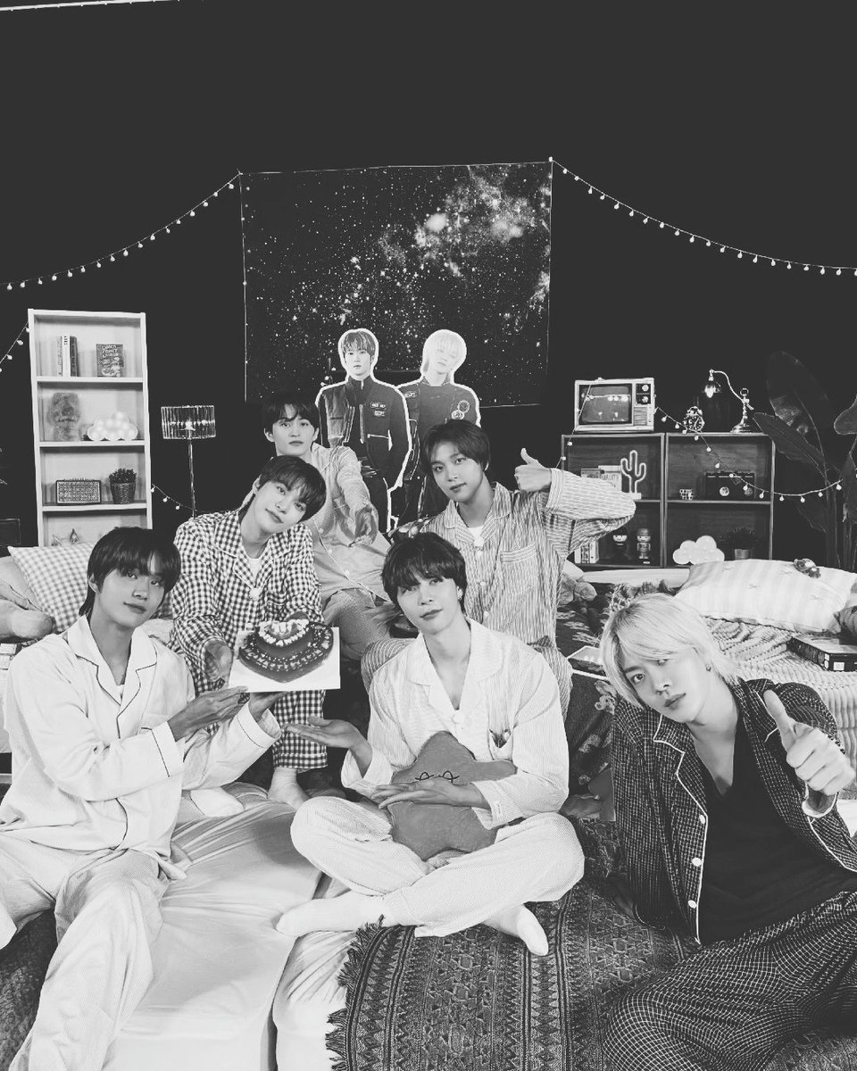 #NCT127_9th_Anniversary In pajamas and reverie, we let time soften. The livestream became a sanctuary, Czennies our anchor. Nine years didn't shout. They whispered back in every shared smile and silken silence.