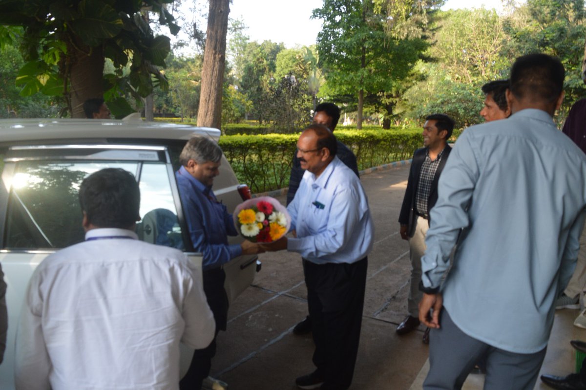 BangaloreCwc's tweet image. Sh. Navin Kumar, Member (WP &amp;amp; P), Central Water Commission and Ex-Officio Additional Secretary, Govt of India, visited Jalasoudha on 22nd April 2025.

During his visit,  toured various sections of the MSO and interacted with the officers at a session held in the Conference Hall