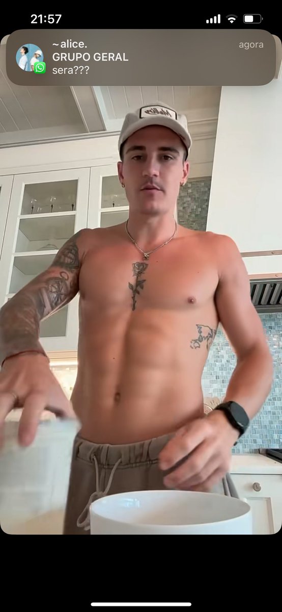 heavewilk's tweet photo. How can it be so beautiful? @sammywilk https://t.co/rRgO1XGMs4