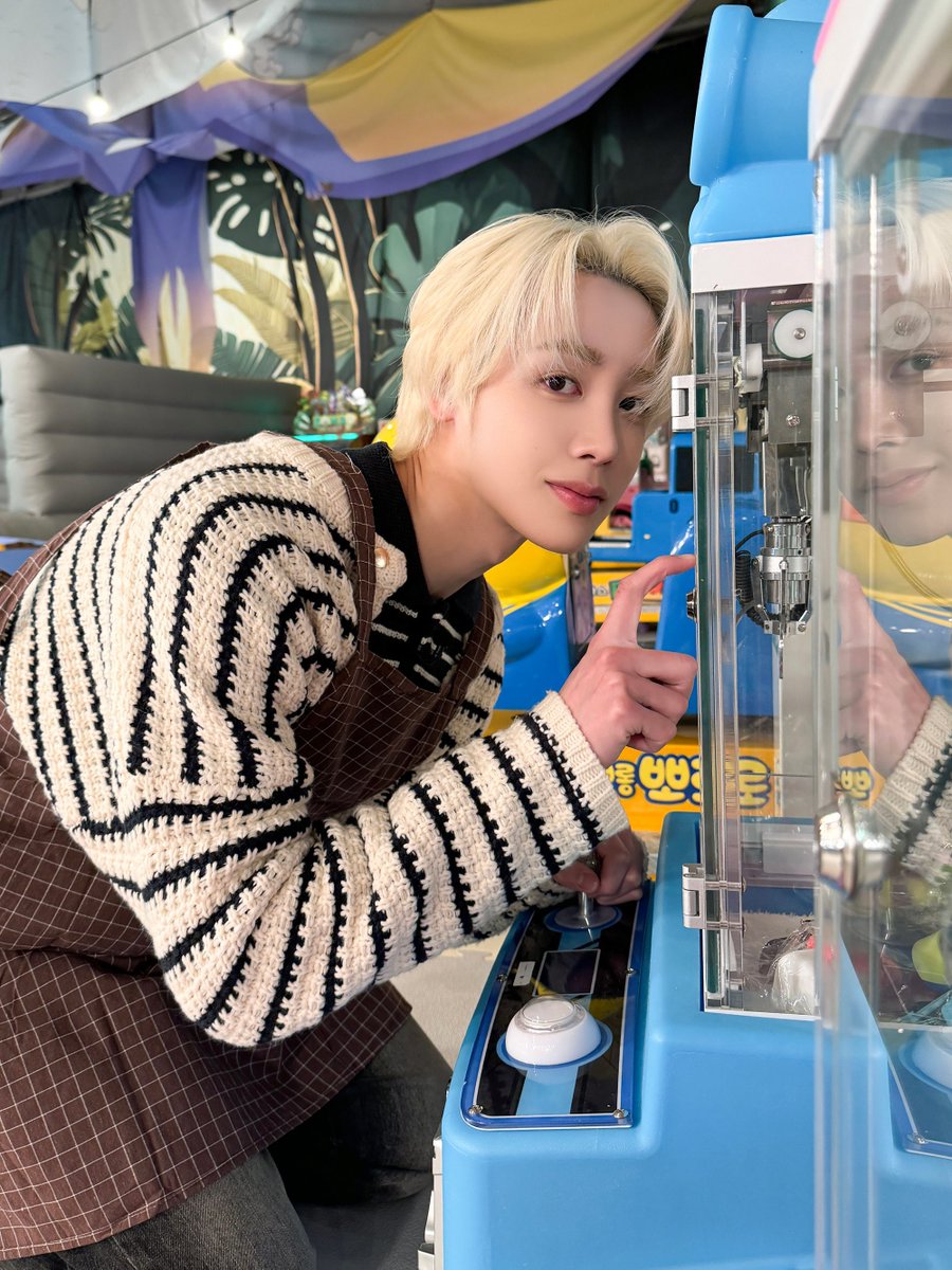 [for. road𝓨] 250706 | #헌터 

어 난데 여기 지금 핫플이야🤸‍♂️

#HUNTER #ฮันเธอร์ #xikers #싸이커스