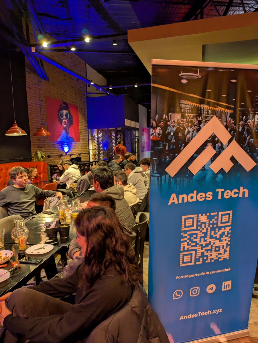 🎉 ¡San Rafael se sumó a la comunidad tech!
Ayer hicimos la primera edición de Andes Tech en la ciudad y explotó 💥 Más de 50 personas compartiendo charlas, ideas y birras 🍻
Gracias a todos los que vinieron con tanta buena onda. ¡Se vienen más ediciones! 🚀