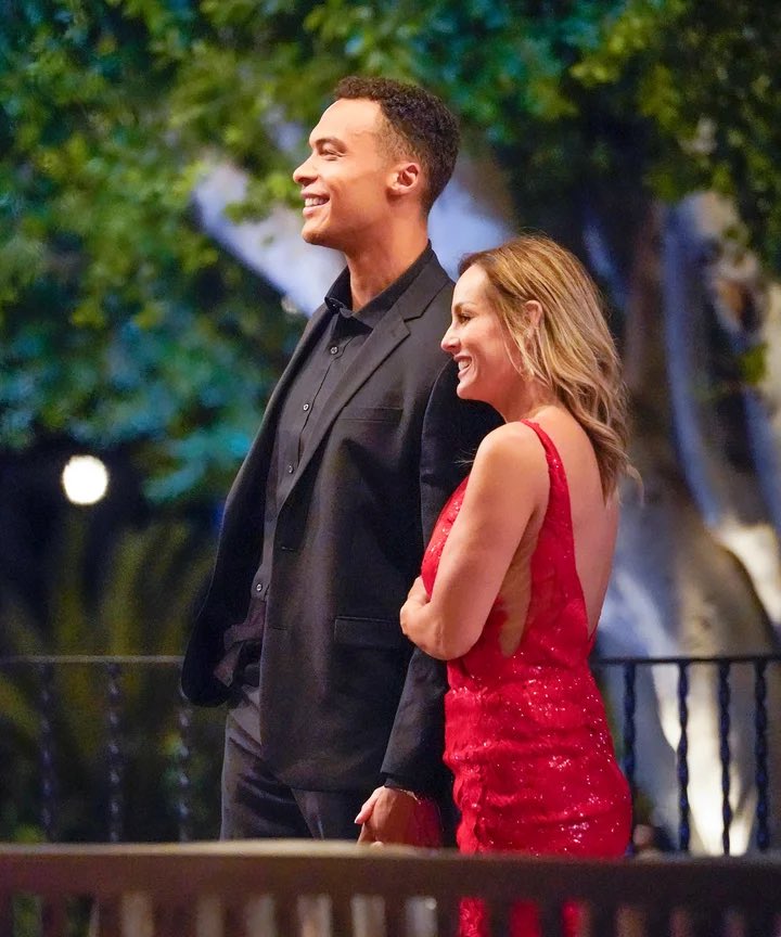 ShesAllBach's tweet image. I find it hard to believe anyone on that beach isn’t familiar with Clare and Dale… #bachelorinparadise