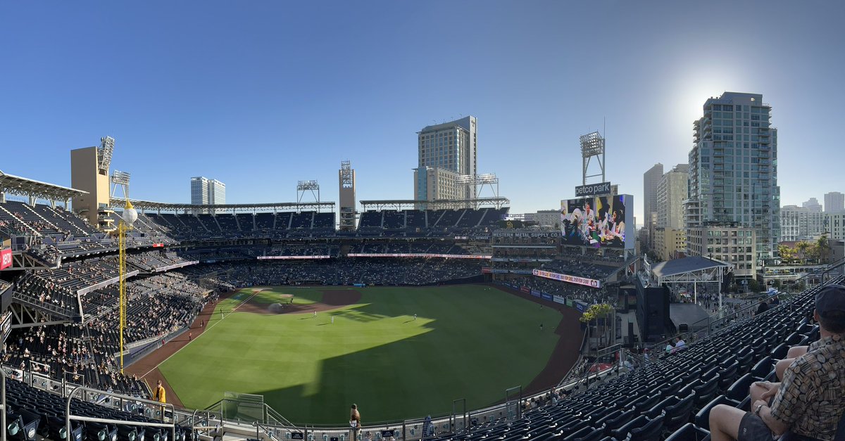 Welcome to Petco Park in San Diego.

Padres take on the Dbacks tonight.

Vacation mode engaged…