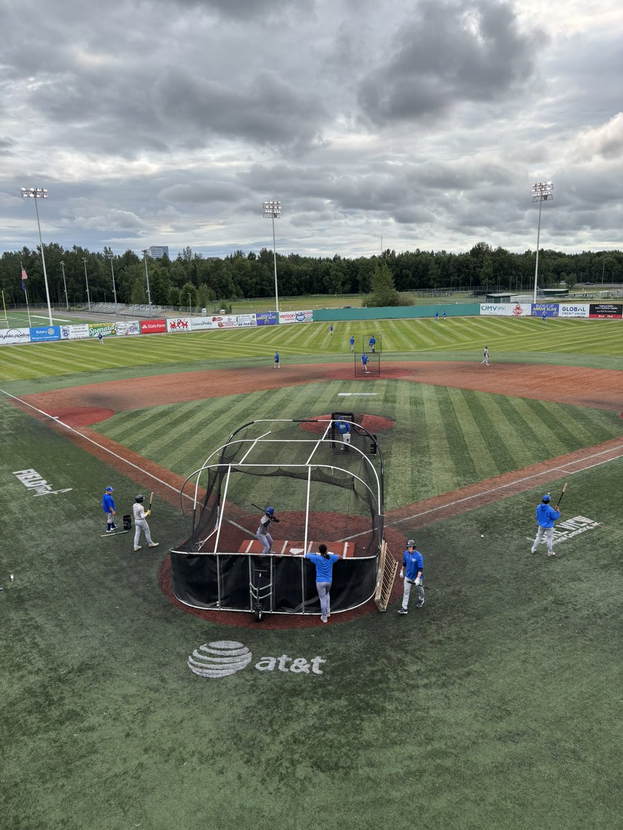 Jesus_Cano88's tweet image. Catching some Alaska Baseball League action before heading back to Phoenix.
Fun fact: The seats down the third base line?
They’re the original ones from the Oakland Coliseum when it opened in 1966.
