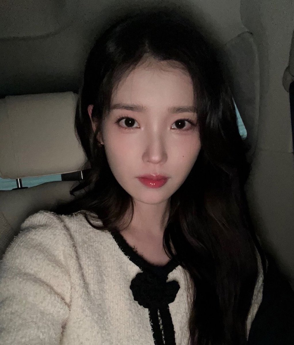 jieunfeeds's tweet photo. girl of my dreams https://t.co/PEQp8JVkdA