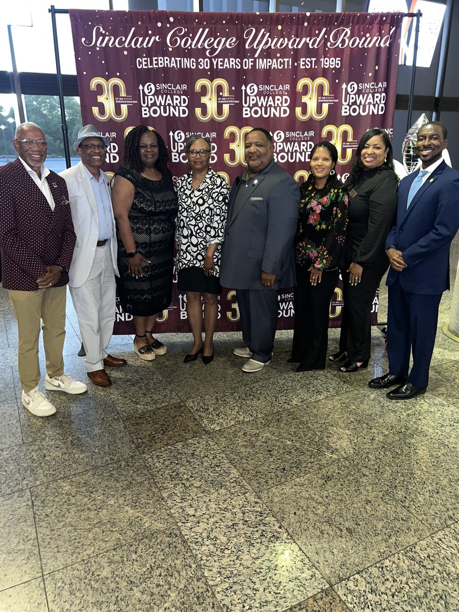 willisb_jr's tweet image. Great evening celebrating Sinclair College Upward Bound’s 30th Anniversary. We celebrated 3 decades of Upward Bound impact, student success, and community!