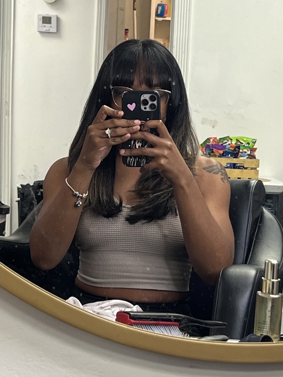 RefBaeDaphWWE's tweet image. Keep growing and changing🌸 decided this next decade deserved a new look.

#RefBae #nomakeup