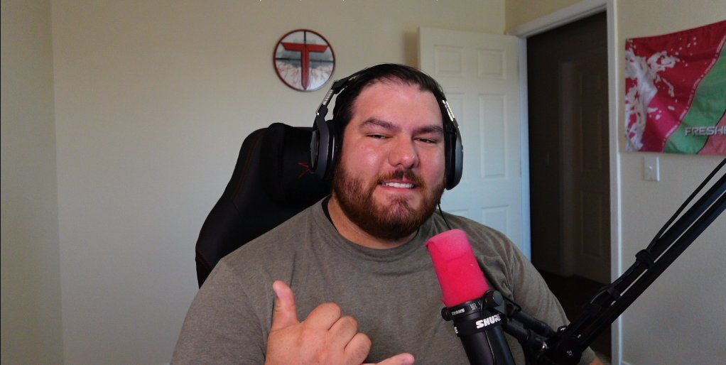 two days in a row?.. NOW THATS CONSISTENCY. THICK TEXAN PLAYS COD 

twitch.tv/Tracrrr