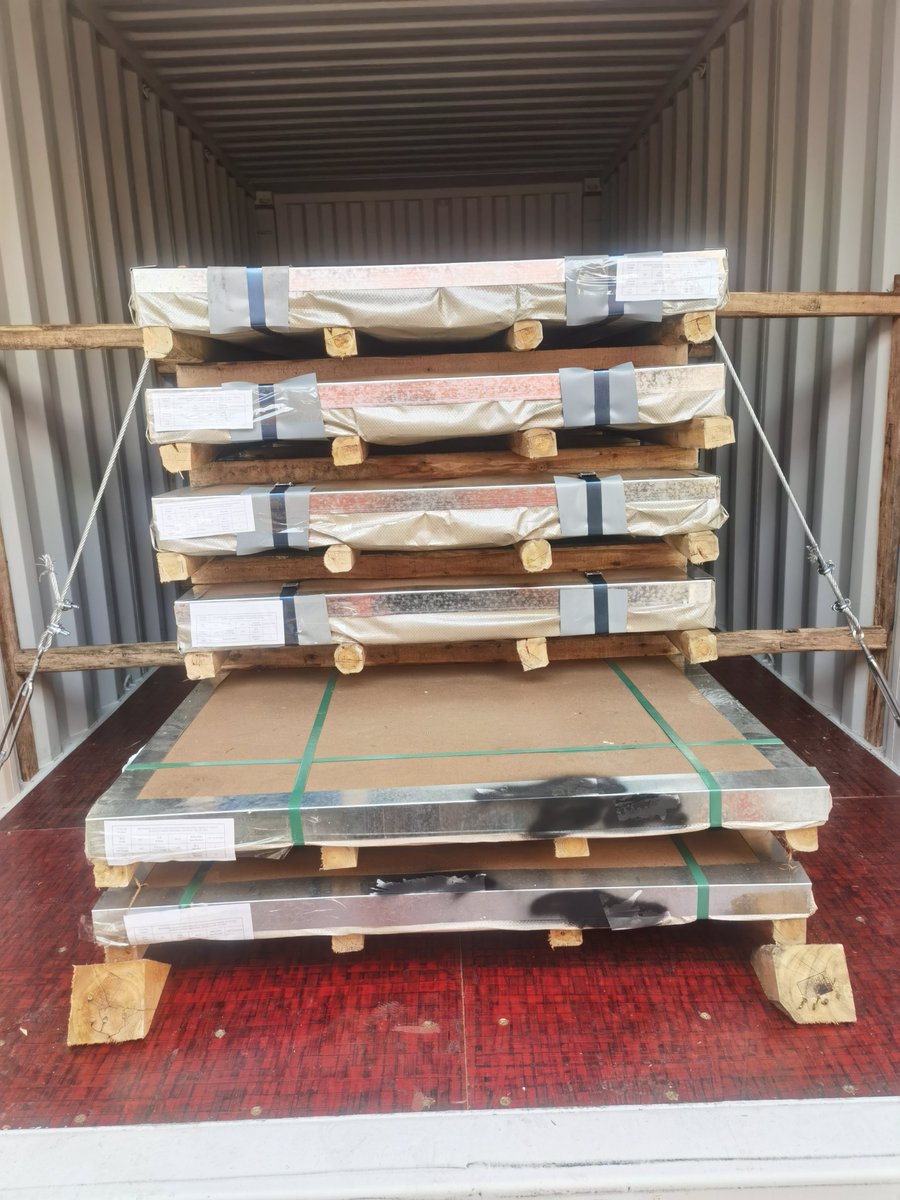 BosomMetal's tweet photo. stainless steel NO.4 and 8K sheet https://t.co/vAXVJCihqH