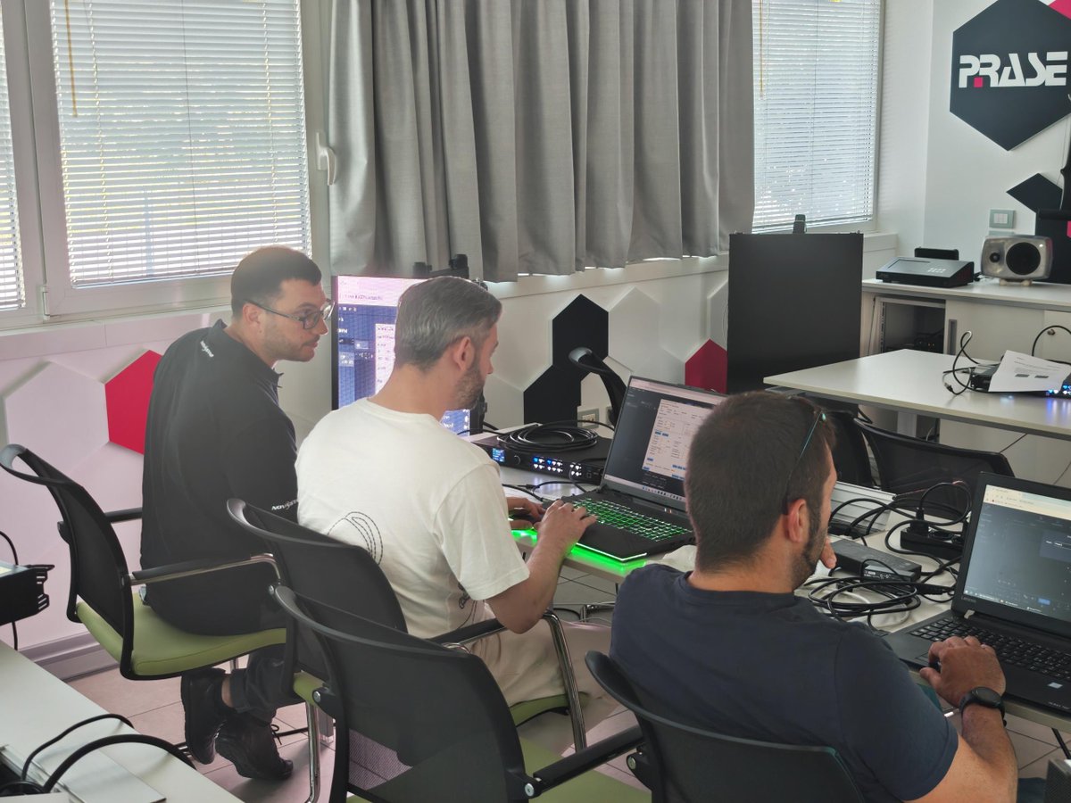 novastartech's tweet image. After the recently concluded NCE in Italy, @PraseMediaTech  has officially become our authorized NCE training site.
Stay tuned! More targeted skill improvement courses are about to start!

#ledtechnology #futuretech #GermanyEvent #LED #training #nce #solutions