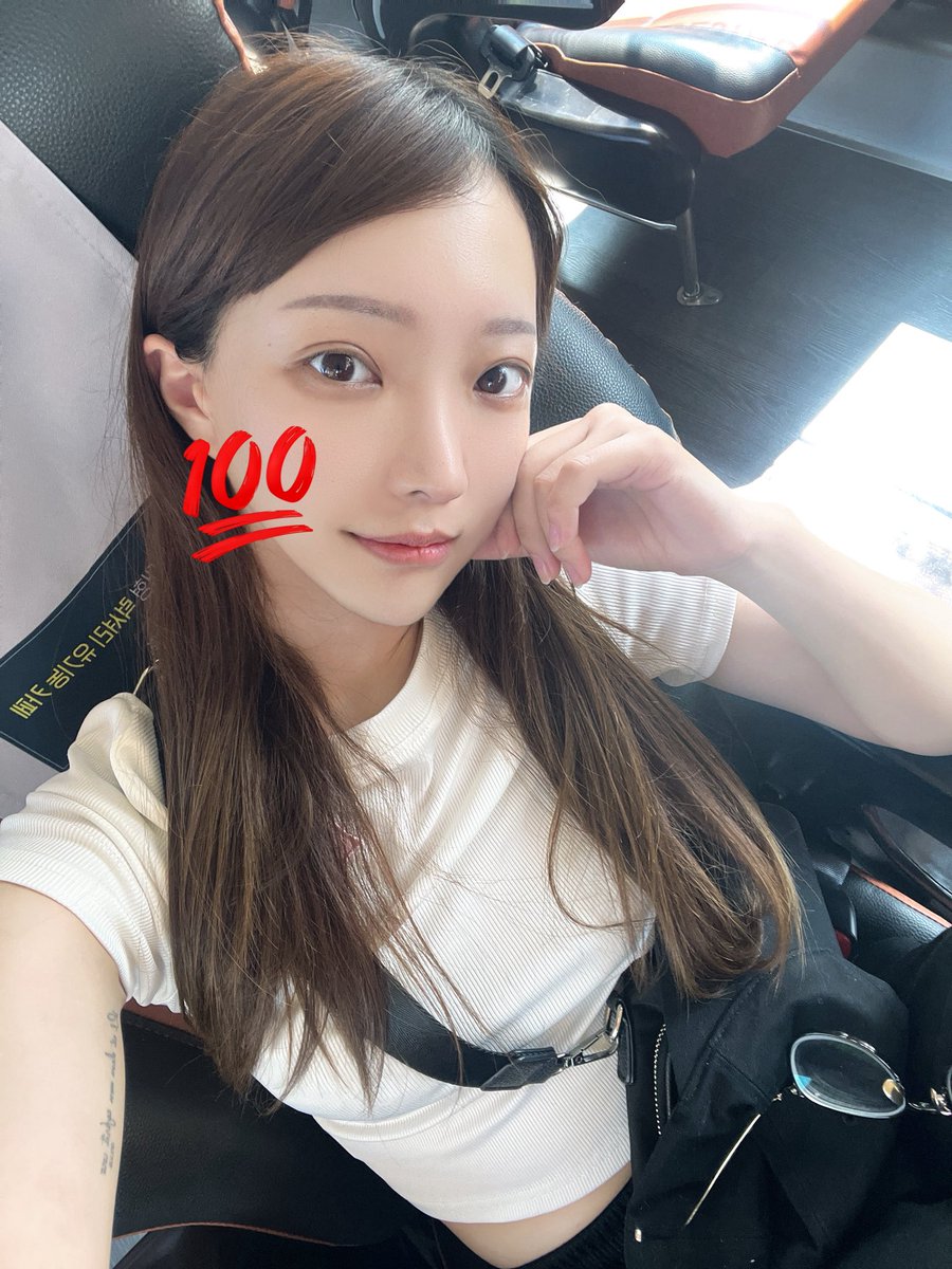 🇰🇷きちゃ
すっぴんだし化粧品は持ってきてない