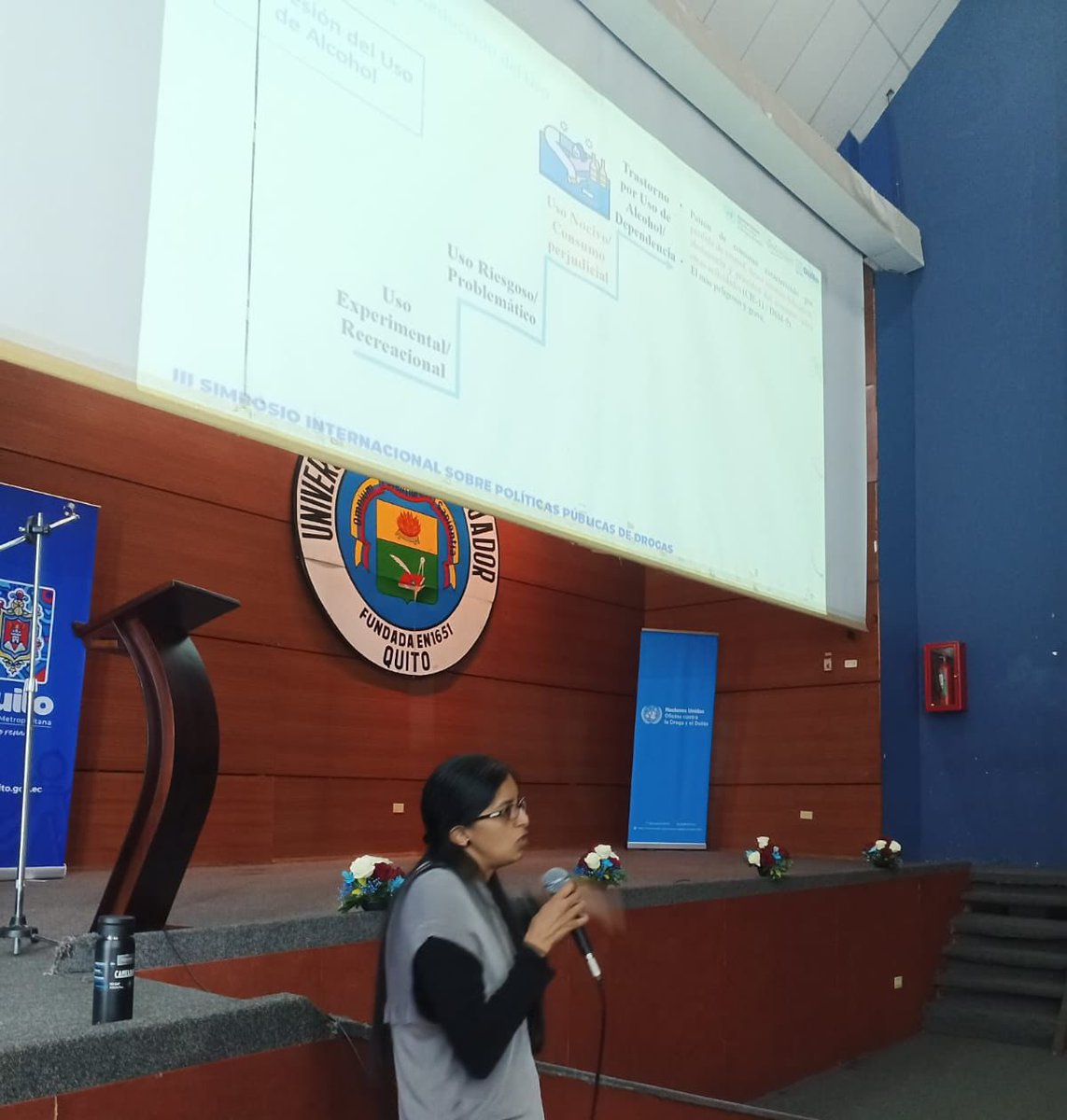 Zurda_6's tweet photo. Invitada como ponente en el III Simposio Int. de Políticas Públicas de Drogas para hablar de buenas prácticas en la reducción del uso nocivo de alcohol.
Evidencia + contextos de ocio = entornos más sanos y seguros. Gracias @SaludQuito por la invitación. #SaludPública #Alcohol https://t.co/wh5lB4eZVS