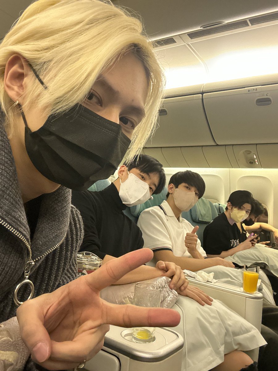 fleur. °☽°.⋆ tweet media