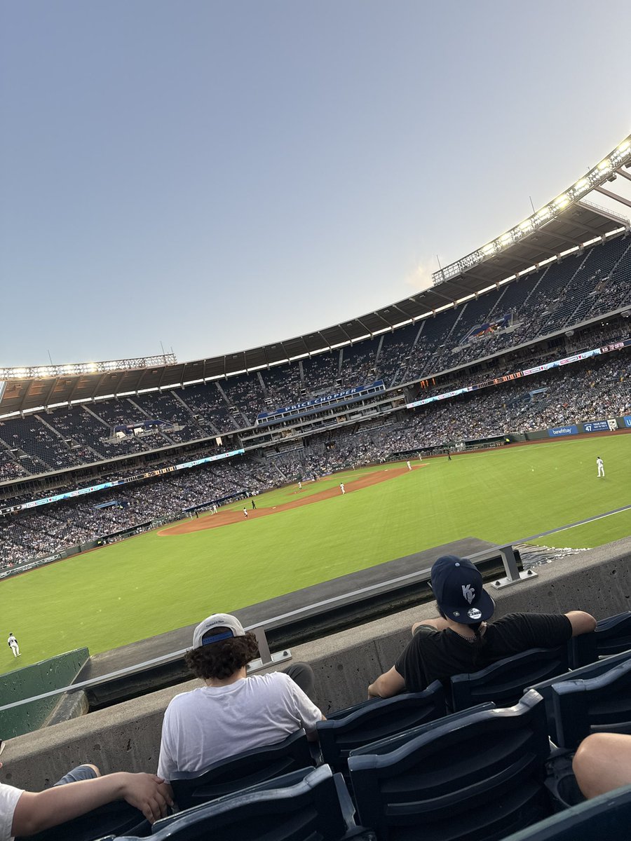 NathanBowman04's tweet image. Life is worth living