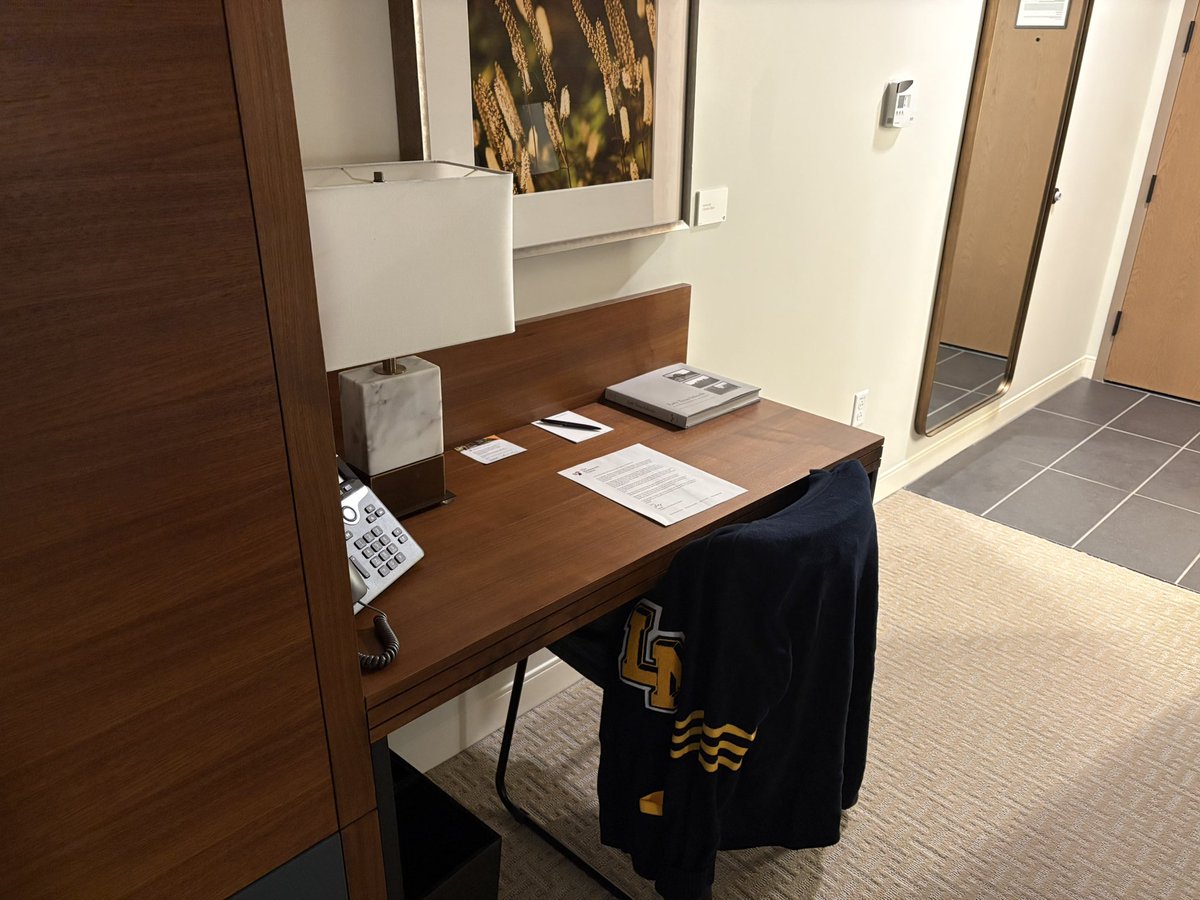ricgnic's tweet photo. Blessed to be a part of @TexasCityISD Cohort 4.1! Checked in @ the @HoldsworthCentr for growth, targeted focus and team building. #slowdowntogofast https://t.co/Sb90GTsOwn