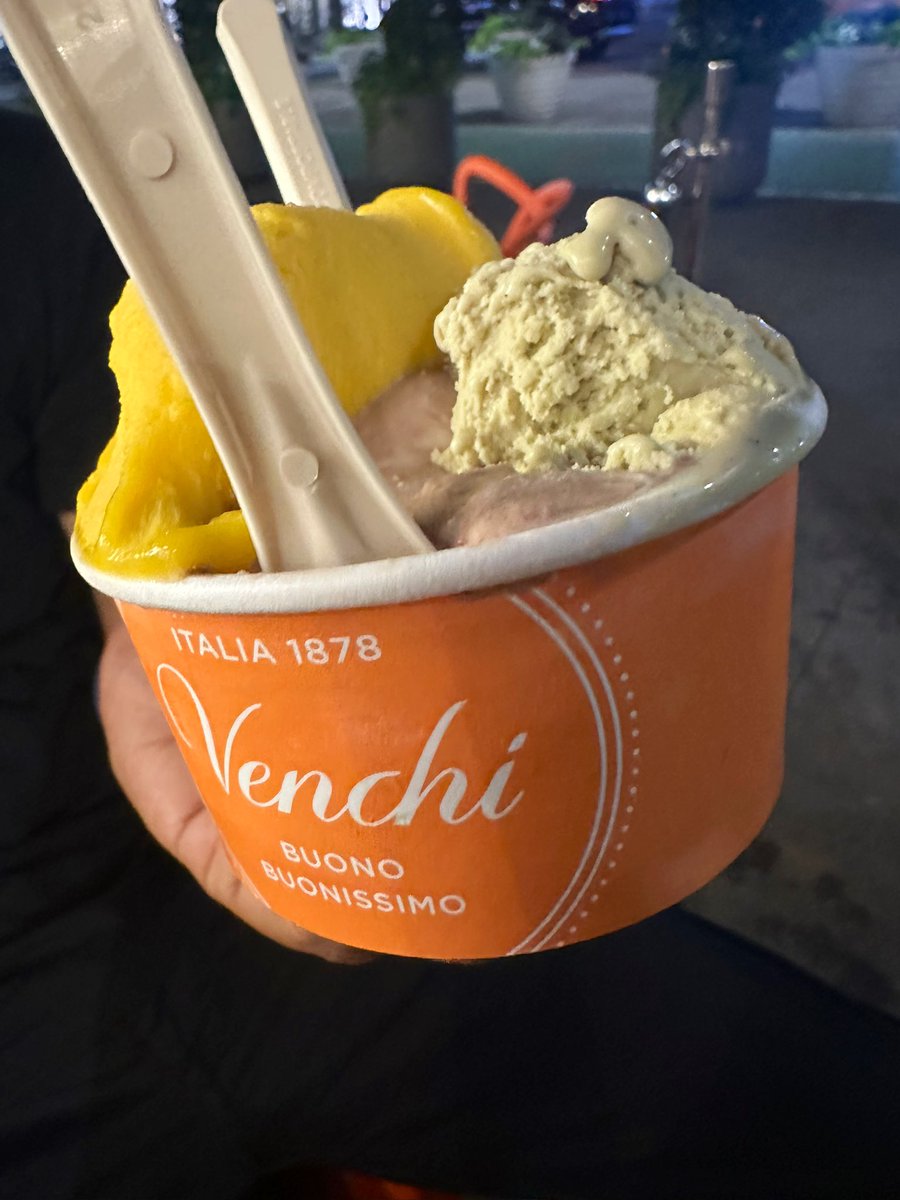 Warm nights mean we keep getting ice cream after our dinner walk. 🙈🍦