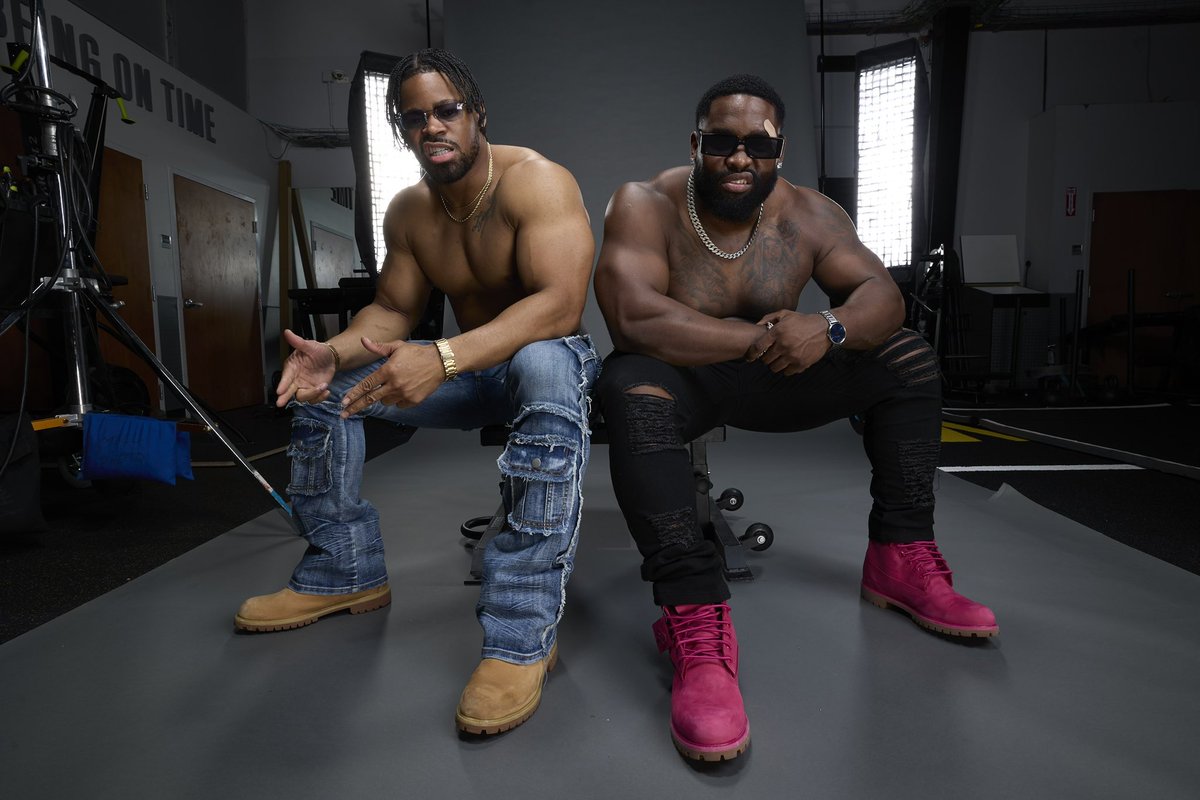 _Tysonwwe_'s tweet photo. Joe believes in miracles.
Mike believes in moments.
We believe in violence.
NXT Tuesday, faith gets tested and our fists will do the talking’. The High Ryze bout to turn hype into hurt😤
#WWENXT #HighRyzeBusiness #BuiltToBreak #NoMiraclesJustViolence #tyriekigwe #THEBRICK🧱 https://t.co/rLMSgY2jOo