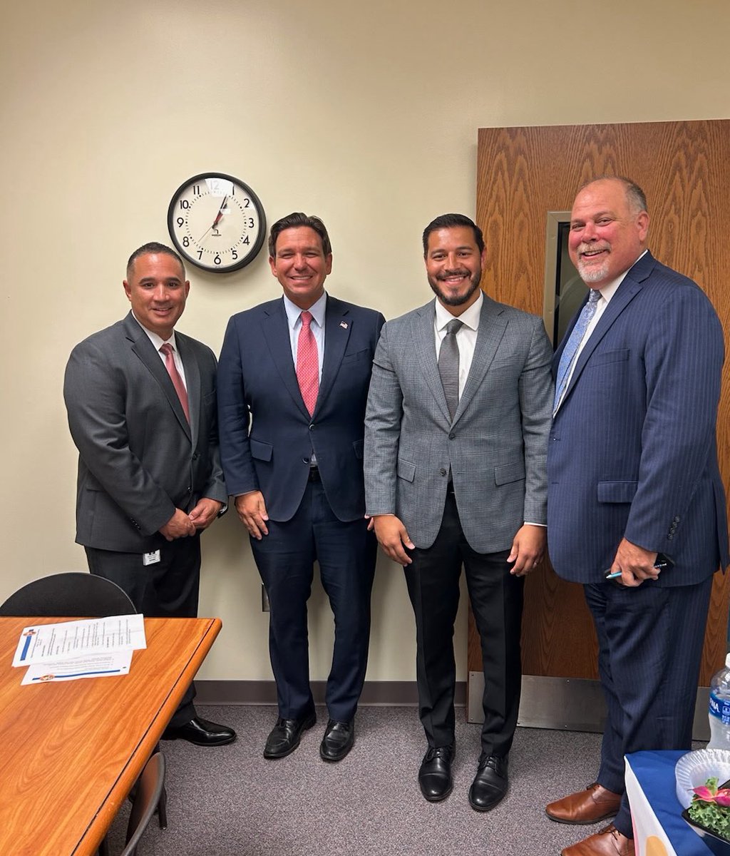 Michael J. Ramirez tweet media