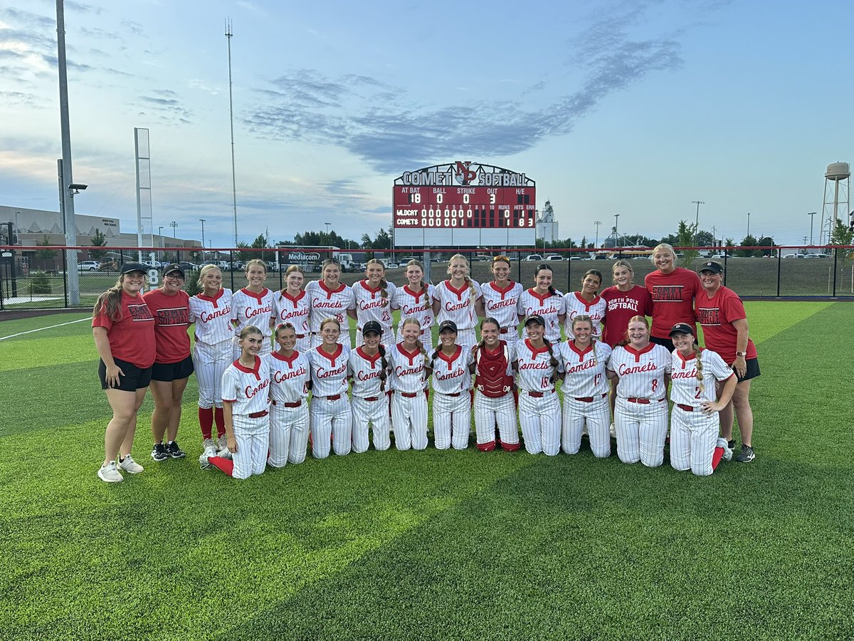 With wins v. Carlisle tonight, Baseball and Softball both clinch Back to Back to Back RRC conference titles!

⚾️ 7-0 (no-hitter)
🥎 1-0 (1-hitter)

Great job team and Coaches!! 

#GoComets