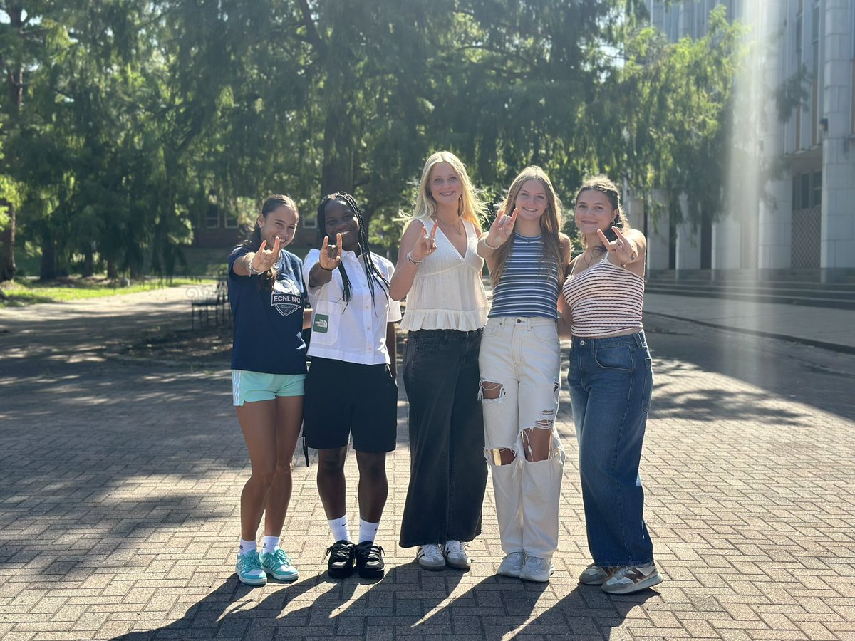 NSU Soccer (@nsudemonssoc) on Twitter photo Our freshmen are here 🫶🔥 
So excited to finally have our newest Demons in Demonland! 
#ForkEm #SummerBridge Our freshmen are here 🫶🔥 
So excited to finally have our newest Demons in Demonland! 
#ForkEm #SummerBridge