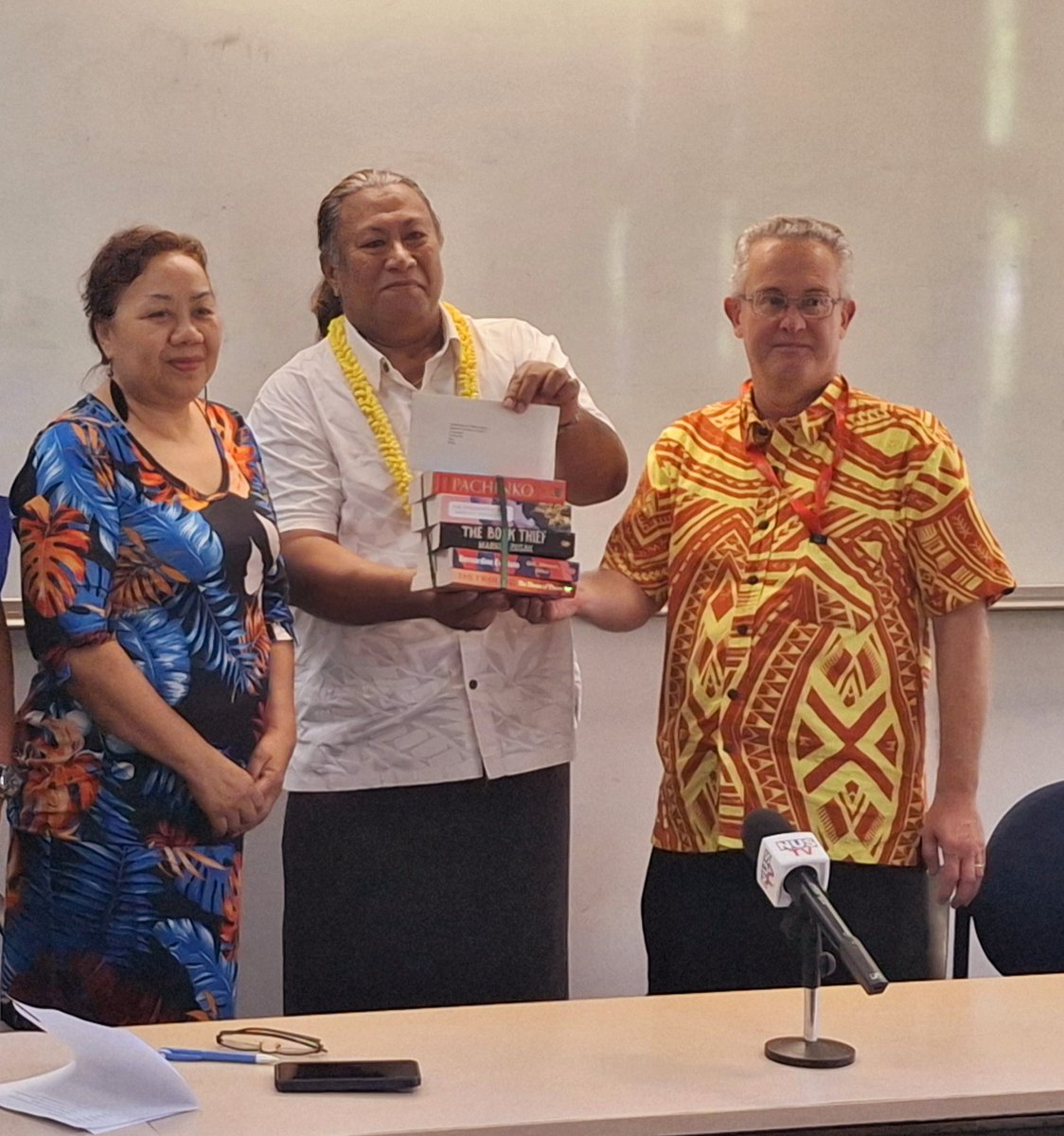 HANDOVER CEREMONY FOR THE PROJECT, “CHANGING MINDSETS: REMOVAL OF SINGLE USE PLASTICS IN THE NATIONAL UNIVERSITY OF SAMOA”

#PressRelease 
#ChangingMindsetNUS 

Read more: shorturl.at/4Pkxz