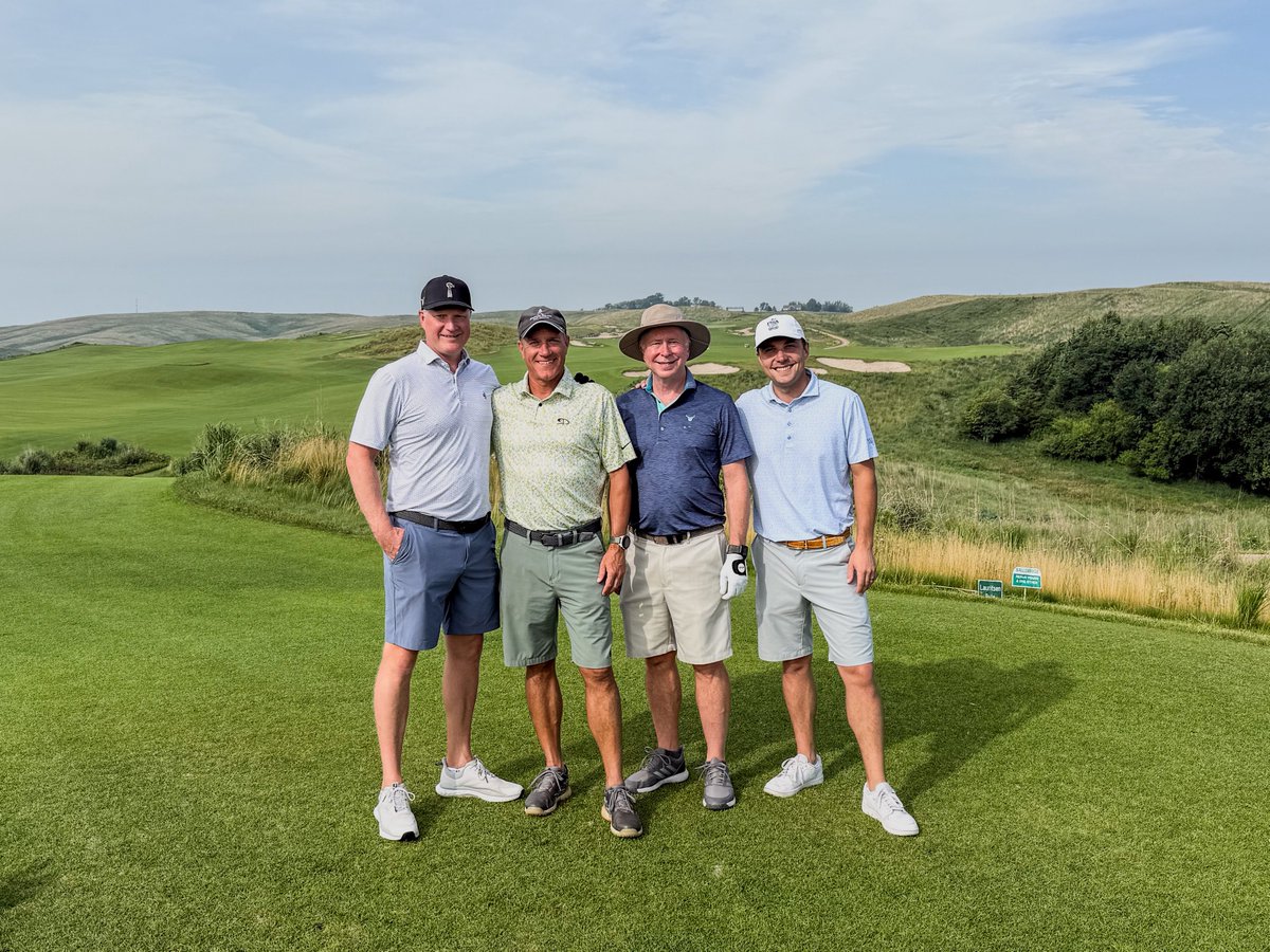 Champs Up Top 🏆 

<a href="/brothernugget/">justin herron</a> of <a href="/oakhillsomaha/">Oak Hills CC</a> fired a 66 (-7) to win Low-Pro honors at <a href="/LandmandG/">LandmandGC</a>. 

Team Herron and Team Bailey tie at 19-under to share the Pro-Am title. 

Results 📲 nebraskapga.bluegolf.com/bluegolf/nebra…