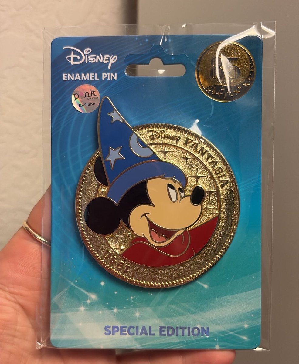 y0_stephhh's tweet photo. Today’s Pin Mail
Limited Edition of 300 🤩 #disneypintrader https://t.co/oSA9Xm5WKu