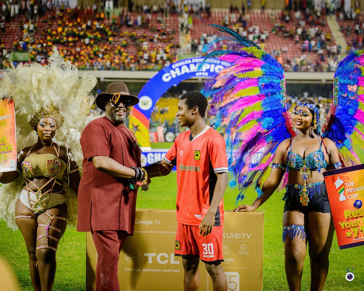 emgblogsonline's tweet photo. Congratulations to Kumasi Asante Kotoko on their thrilling 2-1 victory over Accra Hearts of Oak to clinch the 2025 President’s Cup at the Accra Sports Stadium.
#presidentcup2025 
#presidentcup 
#AsanteKotoko 
#accraheartsofoak 
#EMGSports
#EMGBlogs https://t.co/Ssqggk02AH