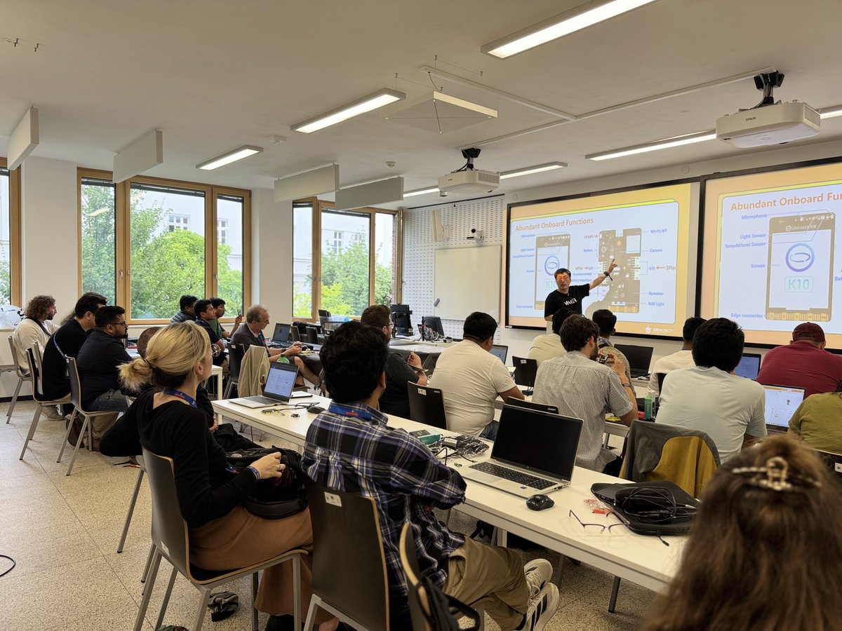 dfrobotcn's tweet image. Sharing some photos from the UNIHIKER K10 workshop—what an amazing experience! @Rockets_cn
#DFRobot #FAB25 #AIoT #UNIHIKERK10 #FabLab