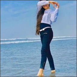 저는 새로운 친구를 사귀고 흥미로운 사람들과 삶을 공유하는 것을 좋아하는 사람입니다. 여러분도 친구 사귀는 것을 좋아하신다면, 꼭 오세요!
#나는 장기적인 관계를 원한다 #사랑을 위해 #사랑에 빠지다 #친구