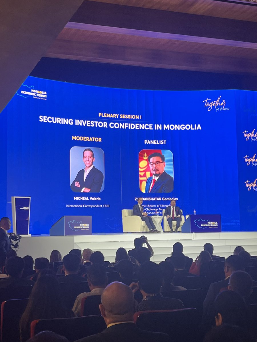 ҮГЭЭ ҮЙЛДЛЭЭР ХАРУУЛАХ ЦЭГ

шинэ Засгийн газар Монгол Улсыг агуутгах гол хөдөлгөгч хүч бол хувийн хэвшил гэдгийг албан ёсоор мэдэгдлээ. Үүний бодит хэрэгжилт, хөрөнгө оруулалтын орчны шинэчлэл, чөлөөт эдийн засгийг сэргээх бодлогод итгэх нь өмнө Дарханы гангийн үйлдвэрийн төслийн