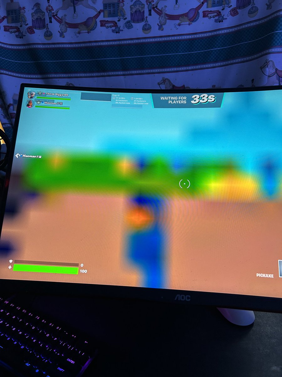 bigs2368's tweet photo. Who knows how to fix ts @Fortnite https://t.co/WmgohLUF3d