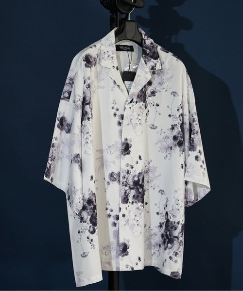 櫻坂46の的野美青さんがunrelaxingの総柄シャツ着用してくださいました