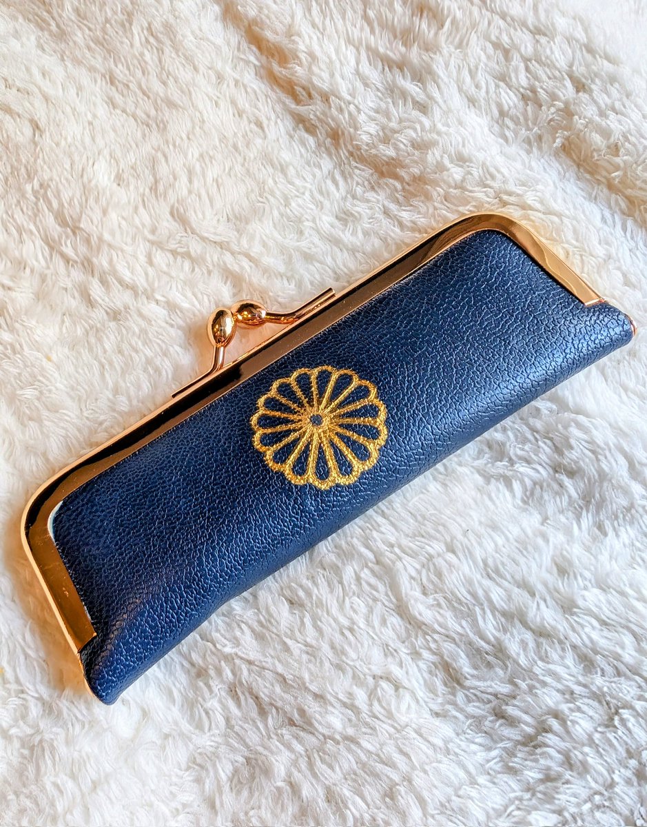 もちろん皇居売店のお財布とかも買ったんだけど、これだけ買って1万円