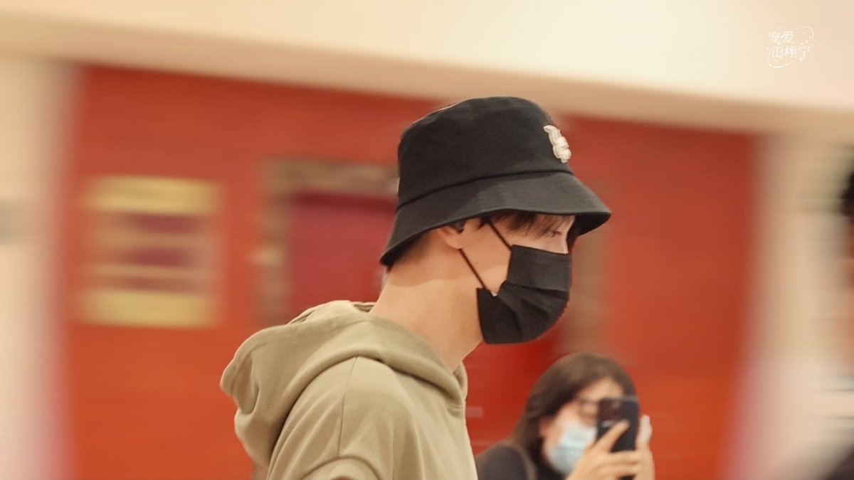 250708 | #เถียนสวี่หนิง ที่สนามบินนานาชาติฉางซาหวงหัว🛫

©️宠爱-田栩宁

#TianXuning #田栩宁