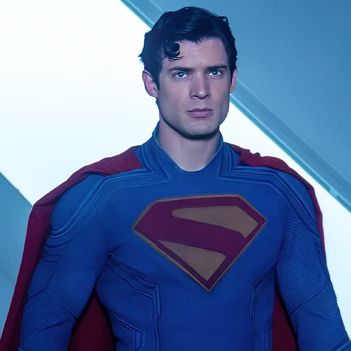 GeeksGamersCom's tweet image. Nathan Fillion responds to "MAGA backlash" over James Gunn calling 'SUPERMAN' an immigrant-
"Somebody needs a hug. It's just a movie guys." (via @Variety )
