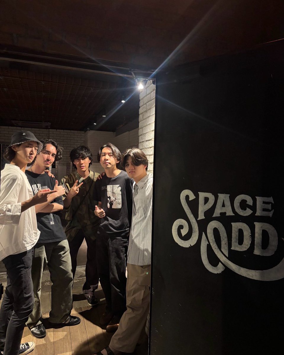 『Brotherhood』
at 代官山 SPACE ODD

Setlist
1. Rise
2. Dawn
3. nostalgia
4. 沬先 (misaki)
5. Day Trip
6. ほとり

ご来場いただきありがとうございました！！