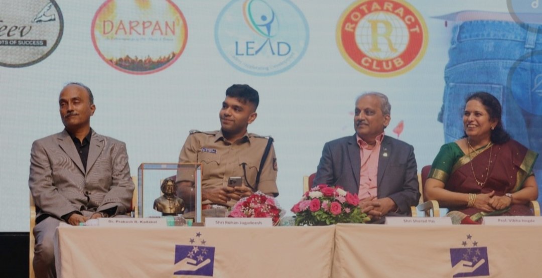CBALC_Official's tweet photo. Inauguration Ceremony - Anusmaran 2025
A grand beginning to a glorious celebration! 
The Annual Day 2025 was flagged off with dignity and pride as our esteemed dignitaries lit the lamp of knowledge and addressed the gathering with words of wisdom and encouragement. https://t.co/ElAwk9VE1i