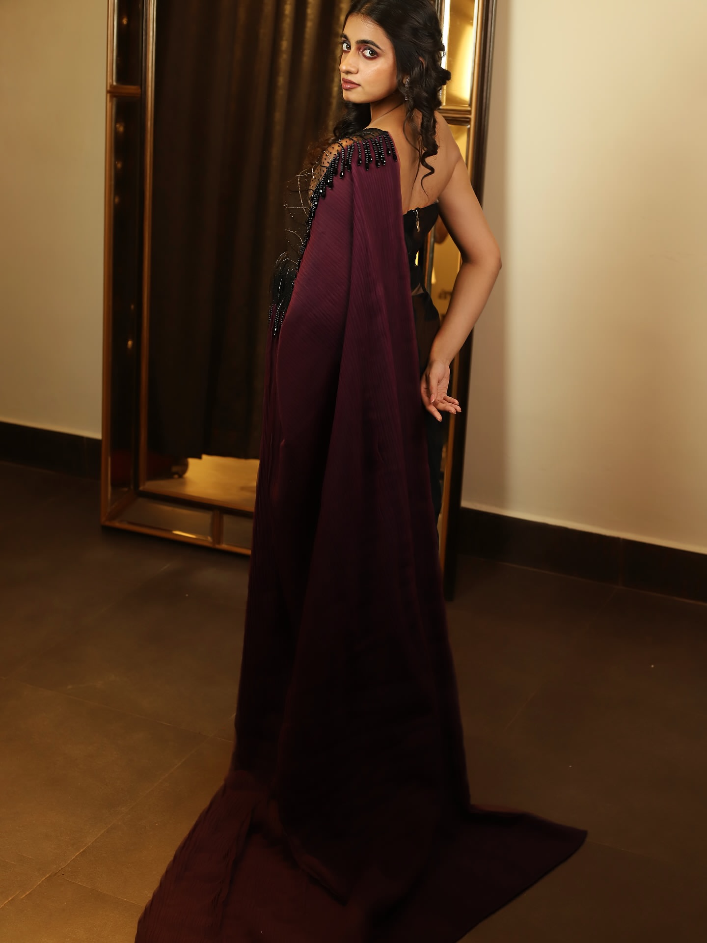 GvTUSZdWwAAJ1h2?format=jpg&name=large