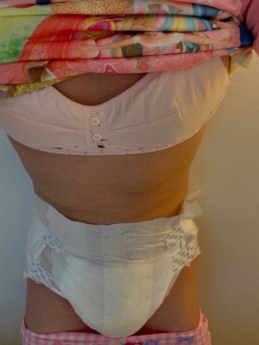 사실 브라입을때가 너무 수치스러워 ㅠ
가슴작은 로리스타일 좋아하는 오빠들이써?ㅠ