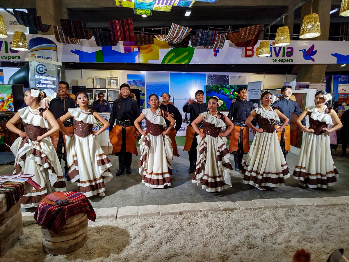 MPSMAyABolivia's tweet photo. ¡La Paz Expone 2025 sigue marcando la diferencia!
#LaPazExpone2025
#Industrialización
#BailesEnVivo
#LaPazExpone https://t.co/xX8TBdjdBU