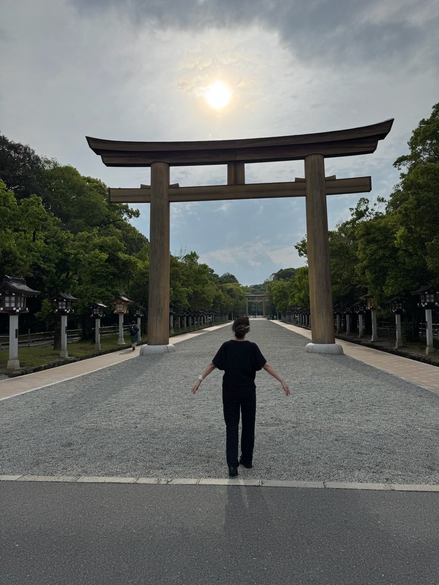 Pray for Himetataraisuzu-hime💕
#蹈韛五十鈴姫 #天村雲 #三島溝咋耳命 #大山祇神